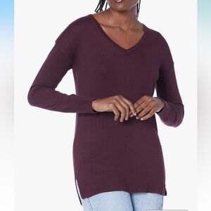 Amazon Essentials Women's Lightweight Long-Sleeve V-Neck Tunic Sweater. Size XL